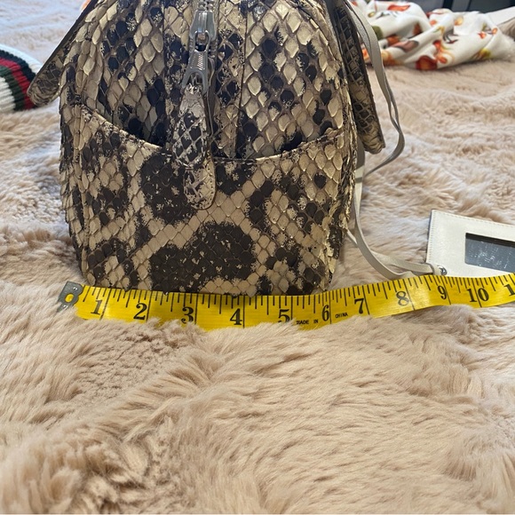 Balenciaga Paris designer GENTLY USED python snakeskin handlebag OS - Picture 6 of 17